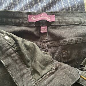 Gloria Vanderbilt Black/Brown Straight Leg Jeans *2 pair! Black and Brown! 18w P